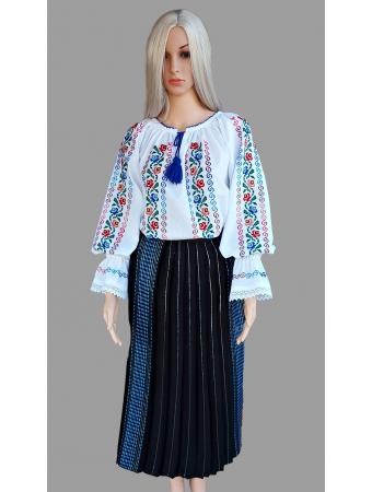 Costum traditional femeie COD 2071