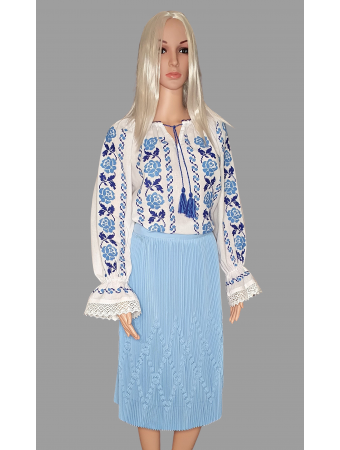 Costum traditional femeie COD 2042