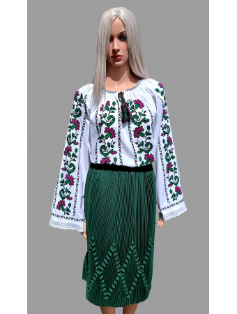 Costum traditional femeie COD 2088
