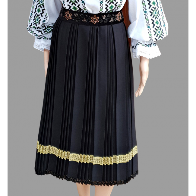 Fusta traditionala plisata manual  COD 6013