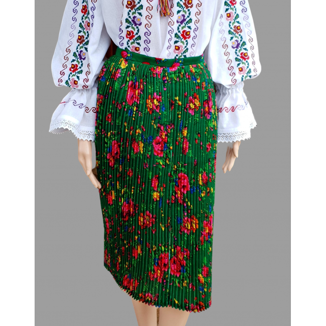 Fusta traditionala plisata manual  COD 6016