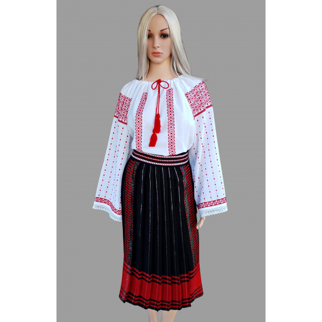 Costum traditional femeie COD 2015